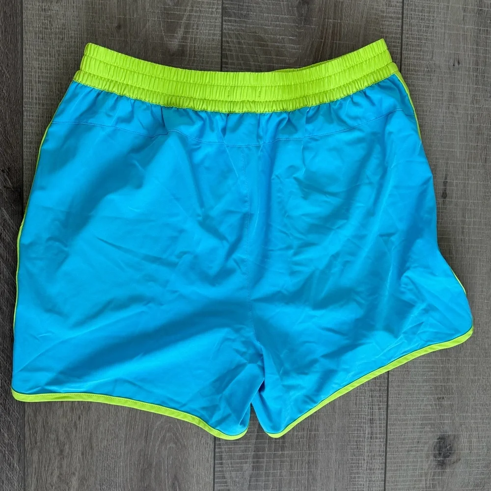 Brittany Allen x Peloton Solid Color Block Running Short Size Large